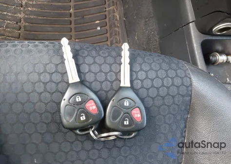 2009 Pontiac Vibe Gt from USA, damaged, VIN 5Y2SN670X9Z433790